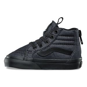 Brand-new Vans Sk8-Hi Zip Size 6 in Mono Chambray